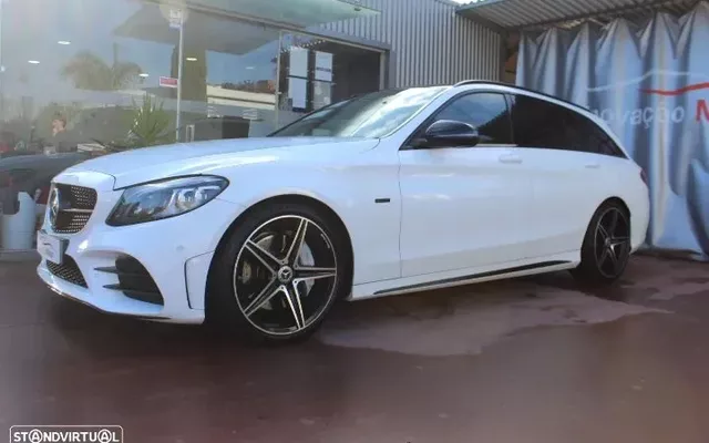 Mercedes-Benz C 300 de AMG Line