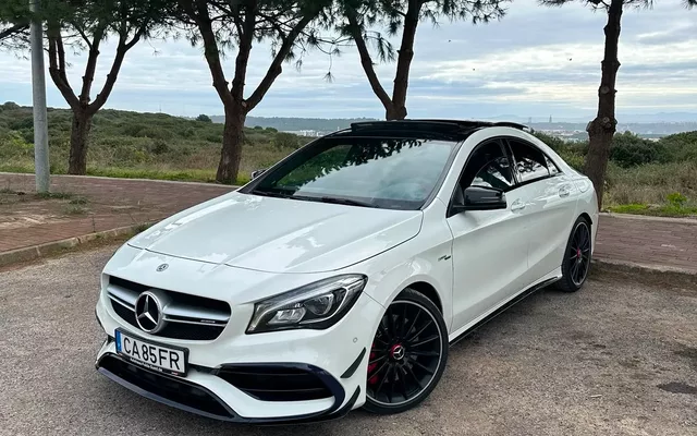 Mercedes-Benz CLA 45 AMG 4Matic Speedshift 7G-DCT