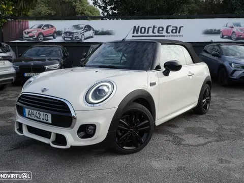 MINI Cabrio Cooper Premium Plus JCW Auto