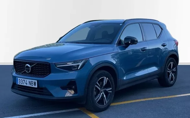 VOLVO XC40 XC40 2.0 B3 PLUS DARK AUTO 5P
