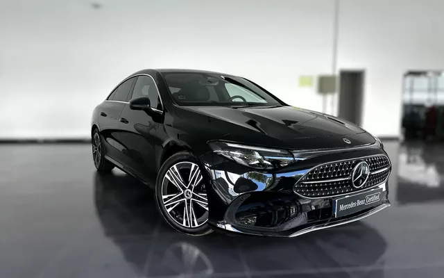 Mercedes-Benz CLA 180 Standard