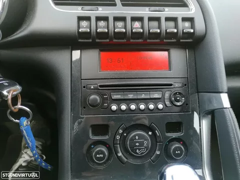 Peugeot 3008 1.6 HDi Executive CMP6