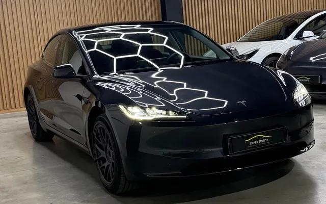 Tesla Model 3 Long Range Tração Traseira Premium