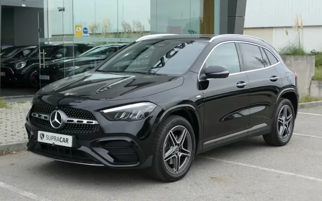 Mercedes-Benz GLA 250 e AMG Line