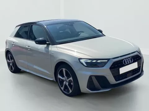Audi A1 Sportback 30 tfsi 116 s line s tronic 7 Zéro km immatriculé