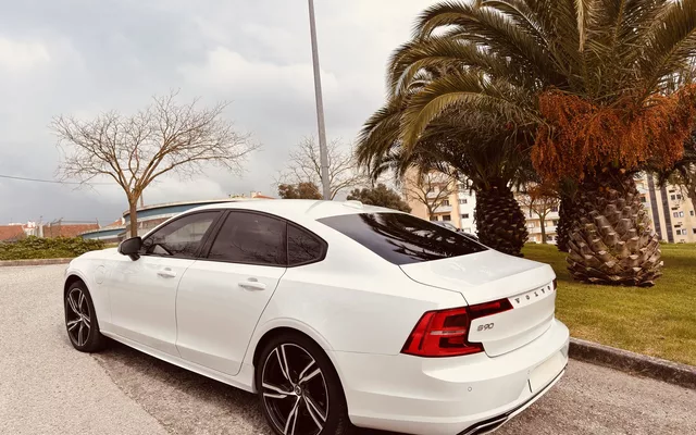 Volvo S90 T8 Twin Engine AWD Geartronic R Design