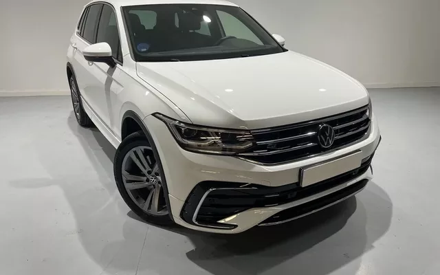 VOLKSWAGEN Tiguan R-Line 1.4 TSI eHybrid 245cv DSG HÍBRIDO ENCHUFABLE