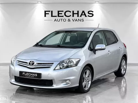 Toyota Auris 1.4 D-4D Exclusive+P.Sport