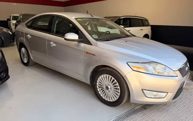 FORD Mondeo Mondeo 1.8TDCi Trend