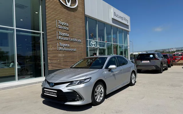 Toyota Camry 2.5 Business 2022