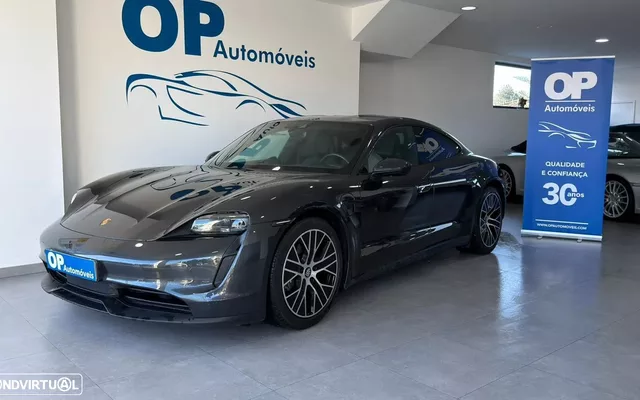 Porsche Taycan Standard