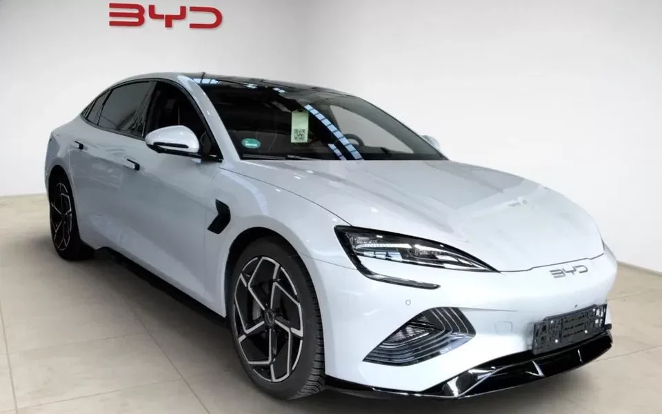 BYD Seal 82.5 kWh Design