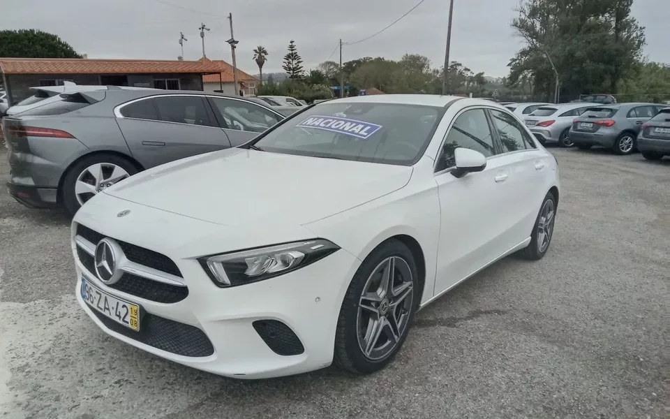 Mercedes-Benz A 200 Limousine AMG Line Aut.