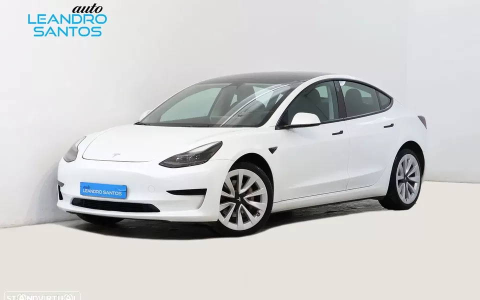 Tesla Model 3 Standard Range Plus RWD