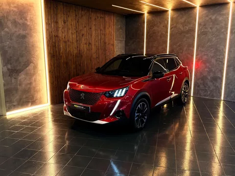 Peugeot e-2008 50 kWh GT Pack