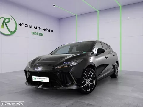 MG MG4 64 kWh Luxury