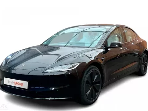 Tesla Model 3 Standard Range Plus RWD