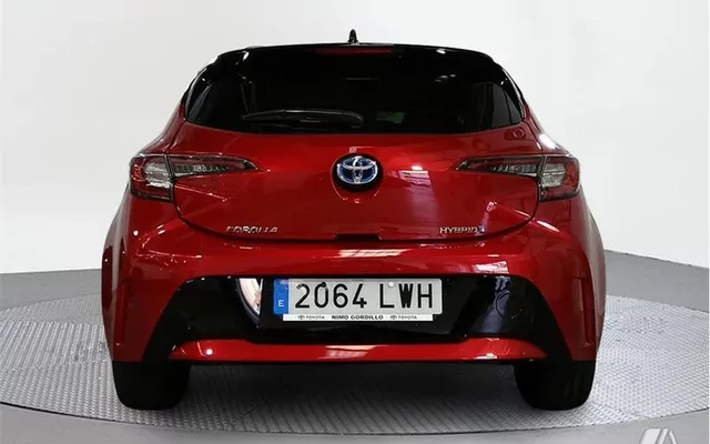 TOYOTA Corolla COROLLA 1.8 125H STYLE E-CVT
