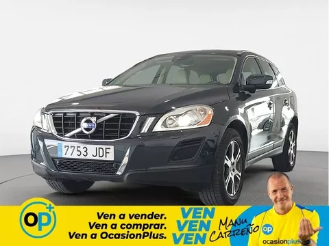 VOLVO XC60 XC60 T5 Momentum Aut. 245