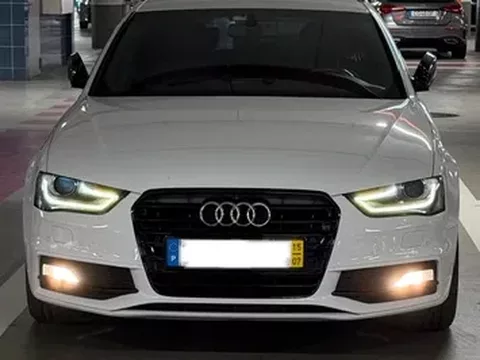 Audi A4 Avant 2.0 TDi S-line