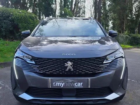 Peugeot 5008 PureTech 130 EAT8 Stop & Start Allure Pack