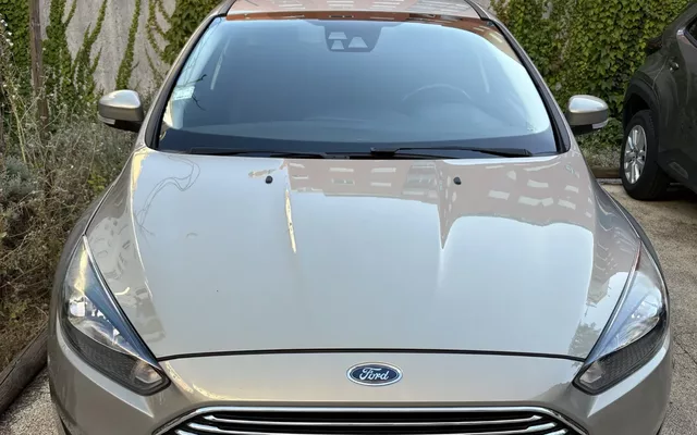 Ford Focus 1.0 EcoBoost S&S TITANIUM