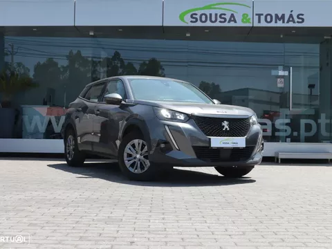 Peugeot 2008 1.2 PureTech Active EAT8