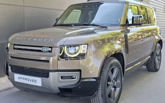 LAND-ROVER Defender Defender 110 3.0D l6 MHEV X-Dynamic HSE AWD Aut. 250