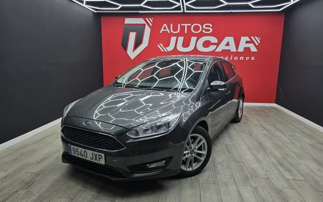 FORD Focus Focus 1.0 Ecoboost Auto-S&S ST-Line 125 - 8900€ en Caceres