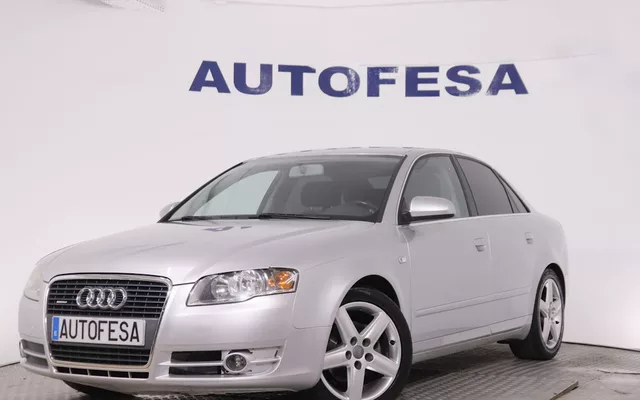 Audi A4 2.0 TDI QUATTRO 140CV 4P