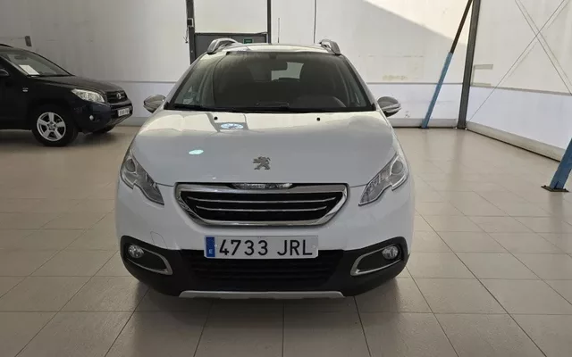 PEUGEOT 2008 2008 1.6 BlueHDI Style 100