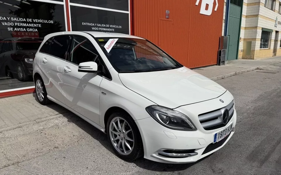 MERCEDES-BENZ Clase B B 200CDI BE 7G-DCT 01R 952 (4.75)