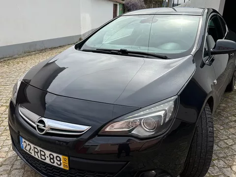 Opel Astra GTC