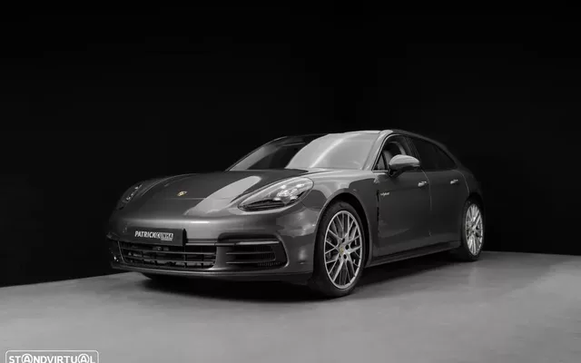 Porsche Panamera Sport Turismo 4 E-Hybrid