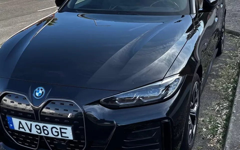 BMW i4 eDrive40 Pack Desportivo M