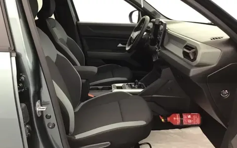 Dacia DUSTER Extreme + 1.8 HYBRID 155 Zéro km immatriculé