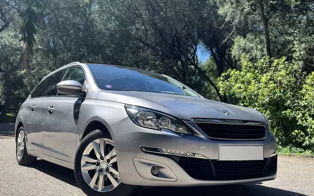 Peugeot 308 1.2 PureTech Active J17