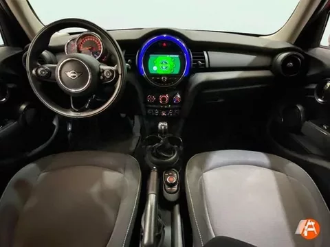 MINI Cooper ONE 5 PUERTAS