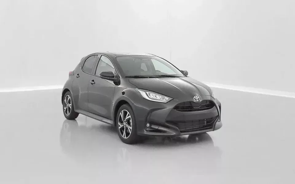 Toyota Yaris YARIS IV Hybride 116ch Design e-CVT Zéro km immatriculé