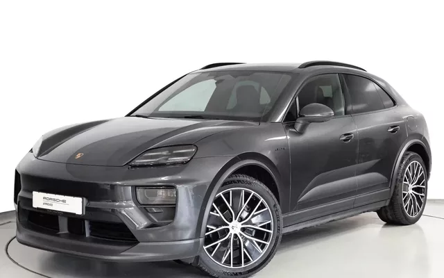 Porsche Macan Electric 4