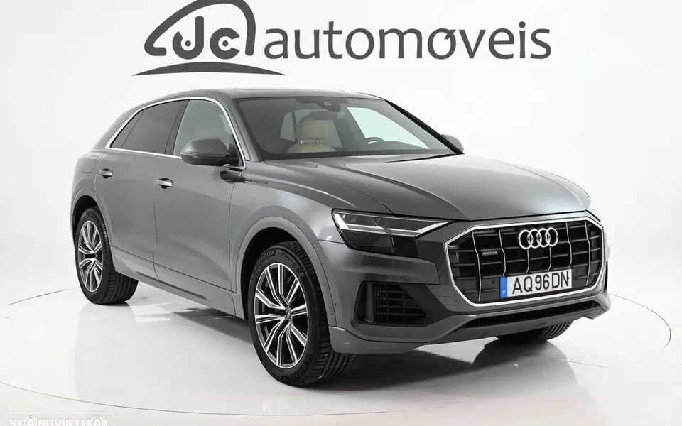 Audi Q8 55 TFSIe quattro Tiptronic