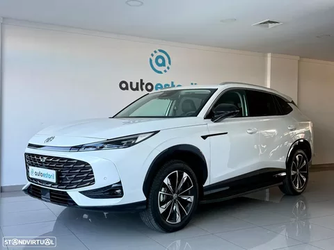 MG HS 1.5 Plug-in Hybrid Luxury