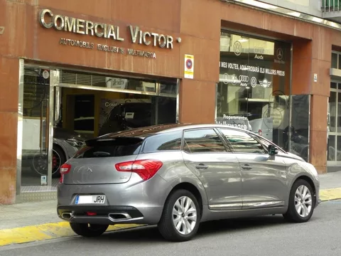 DS DS5 DS 5 1.6BlueHDi S&S Style EAT6 120
