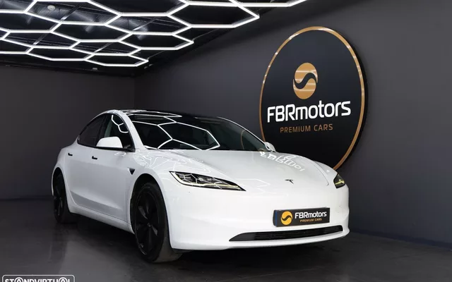 Tesla Model 3 Standard RWD Plus
