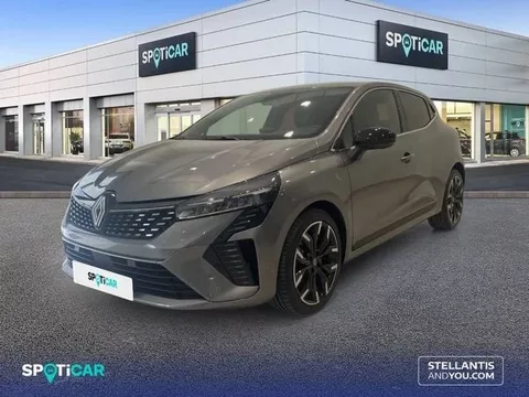 RENAULT Clio TCe 90 (67kw) Techno