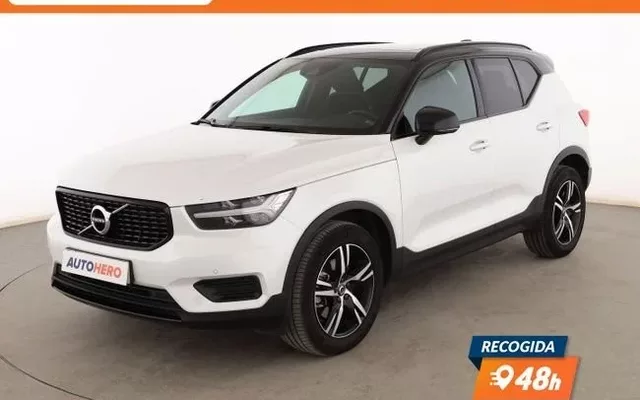VOLVO XC40 2.0 T4 R-Design 2WD