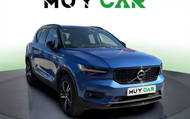 VOLVO XC40 XC40 T2 R-Design