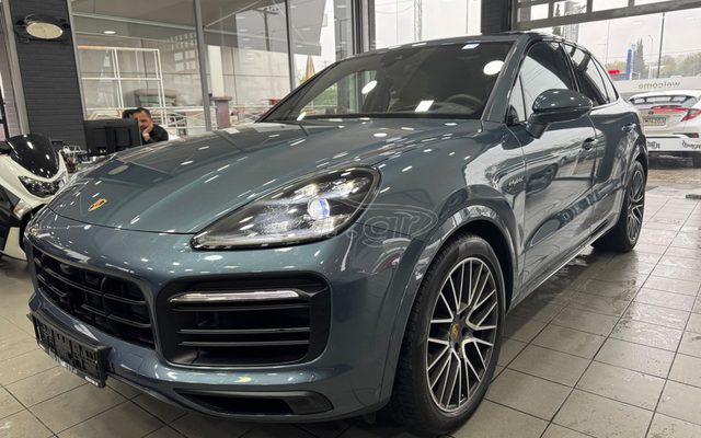 Porsche Cayenne 2019 3.0T PLUG IN HYBRID 462PS PANORAMA!