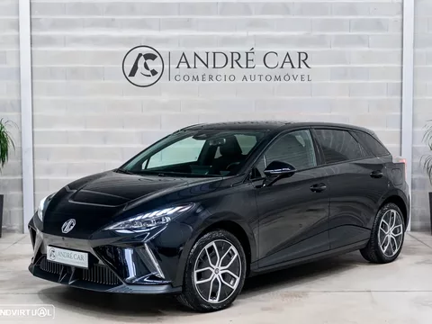 MG MG4 64 kWh Luxury