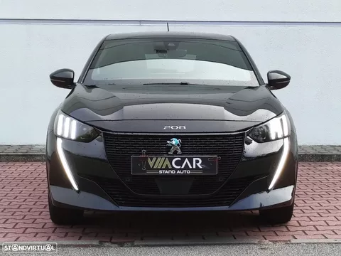 Peugeot e-208 GT